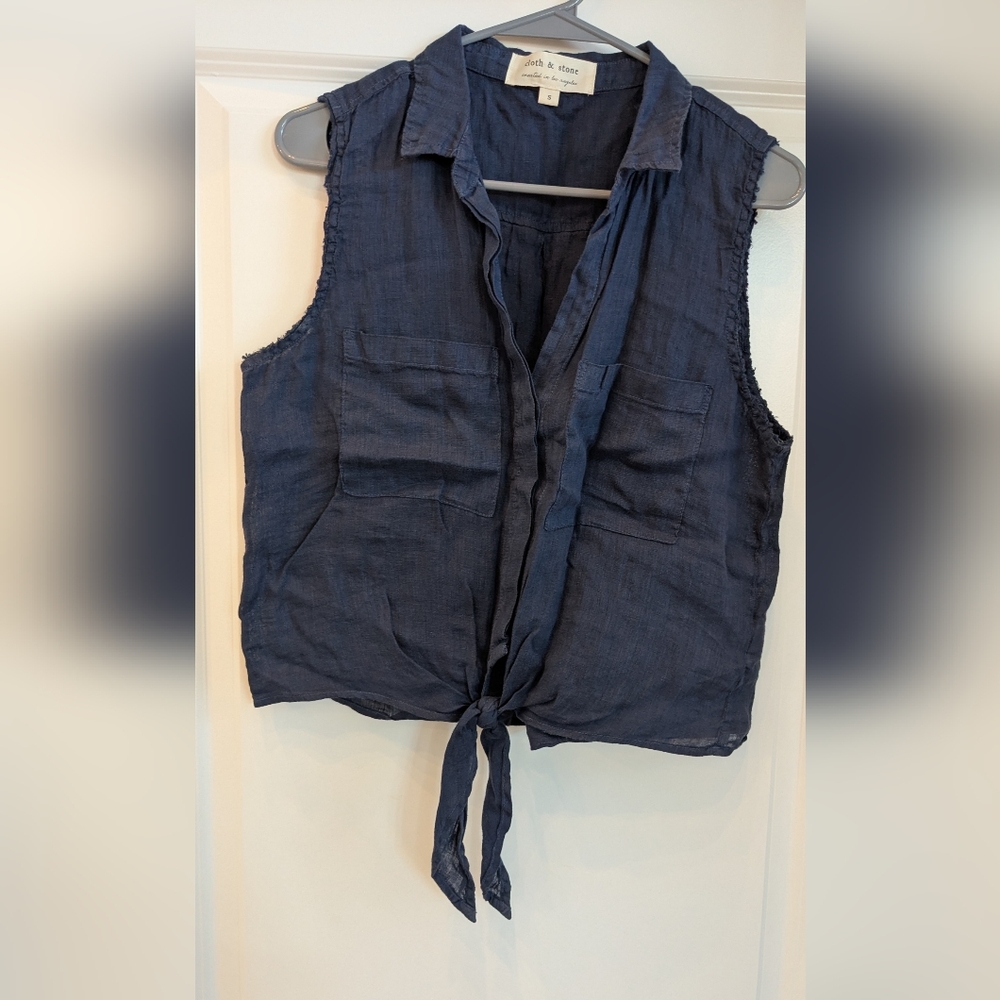Cloth & Stone Navy Sleeveless Blouse with Tie Front